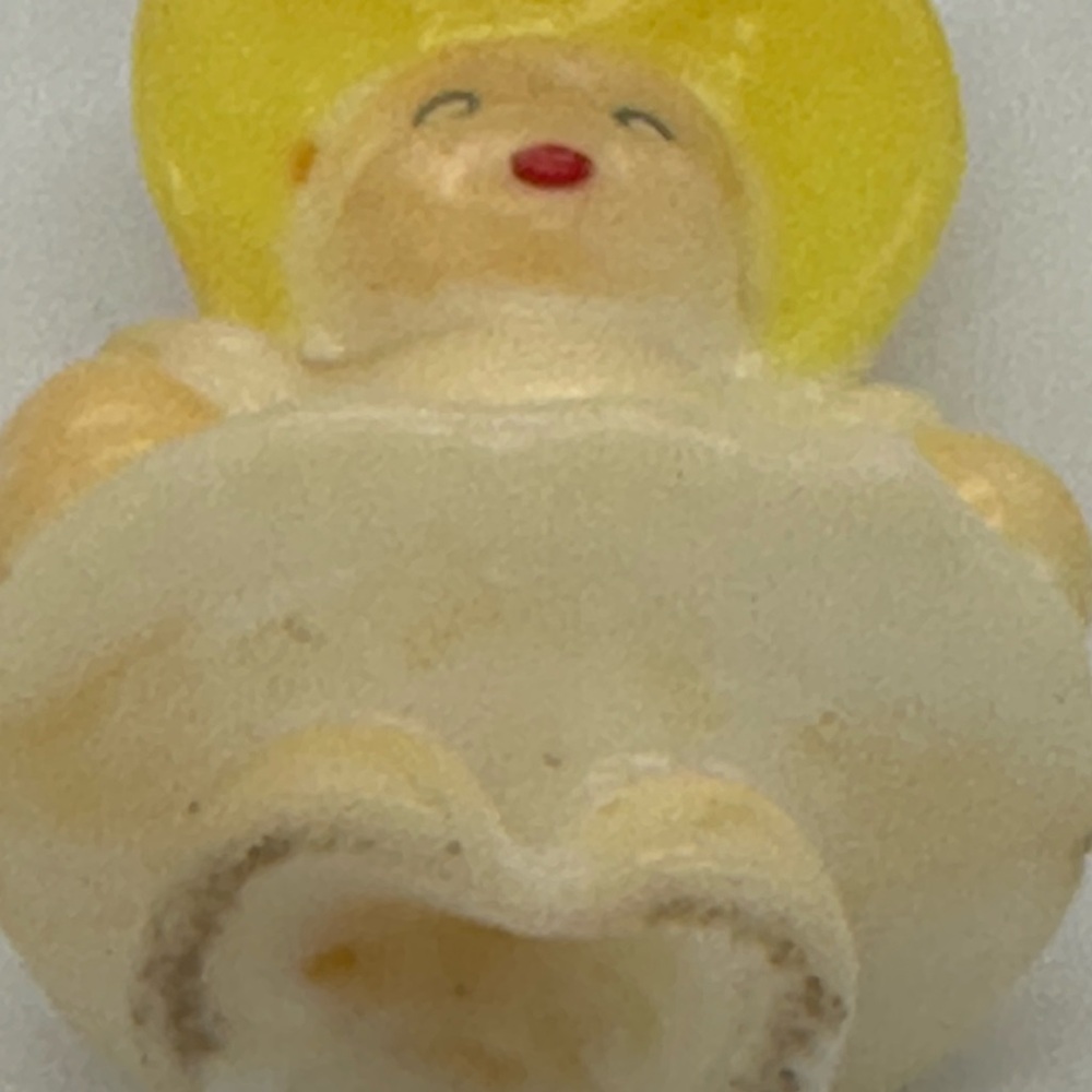 Vintage Gurley Bunny Figurine with Yellow Hat🐣🐥 - Picture 6 of 8